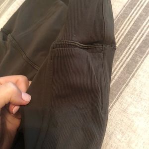 Lululemon high waist 7/8 tight leggings